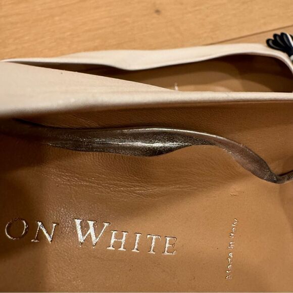 Ron White
Elizabeth Bow Water-Resistant Ballerina Flats - Picture 9 of 12